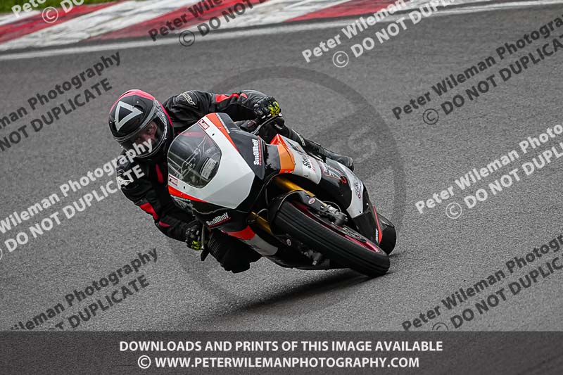 donington no limits trackday;donington park photographs;donington trackday photographs;estoril;event digital images;motorbikes;no limits;no limits trackdays;peter wileman photography;portugal;trackday;trackday digital images;trackday photos